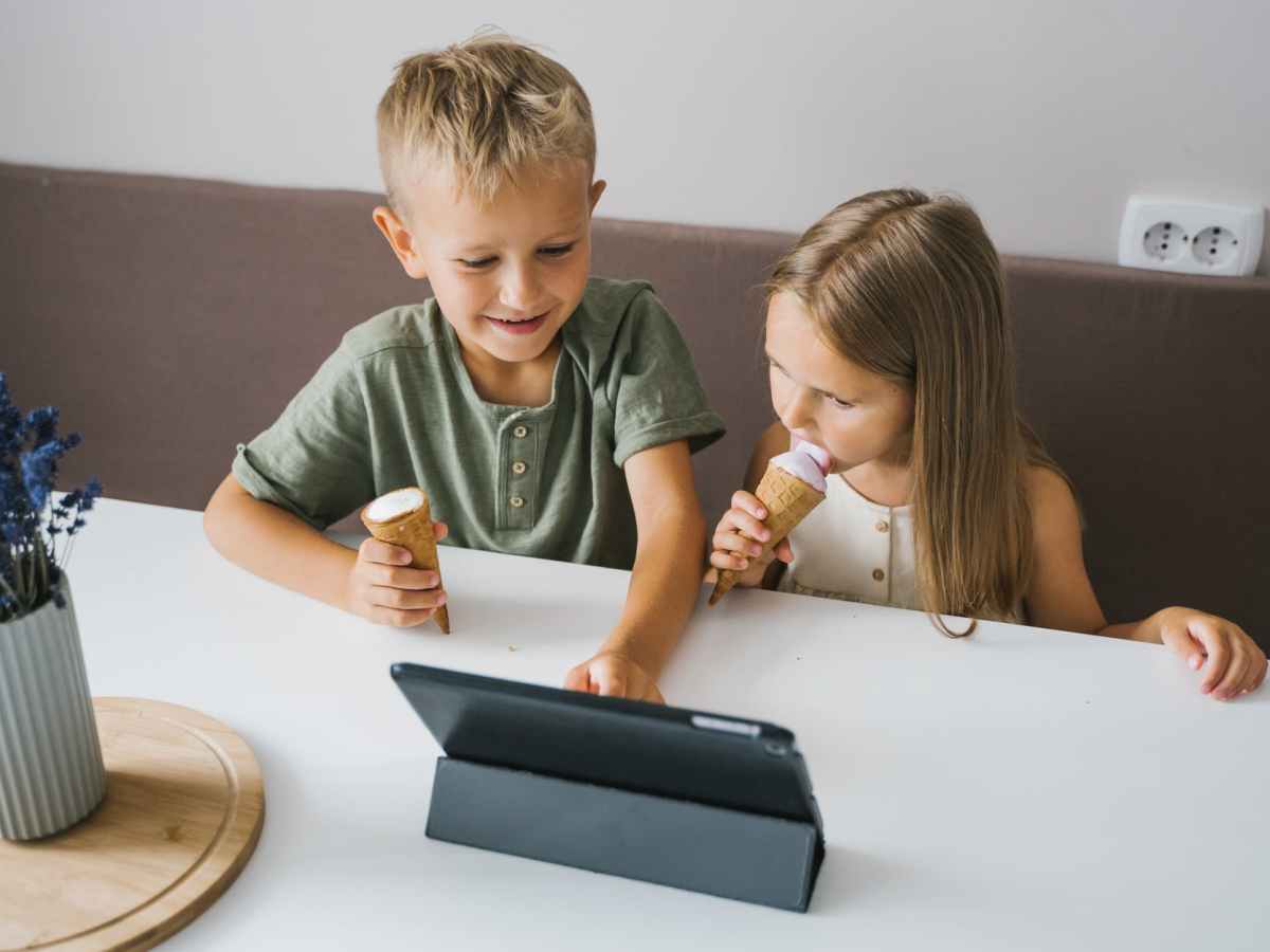 30. THE SAD ‘REALITY’ OF Entire Childhoods Captured&nbsp;Online